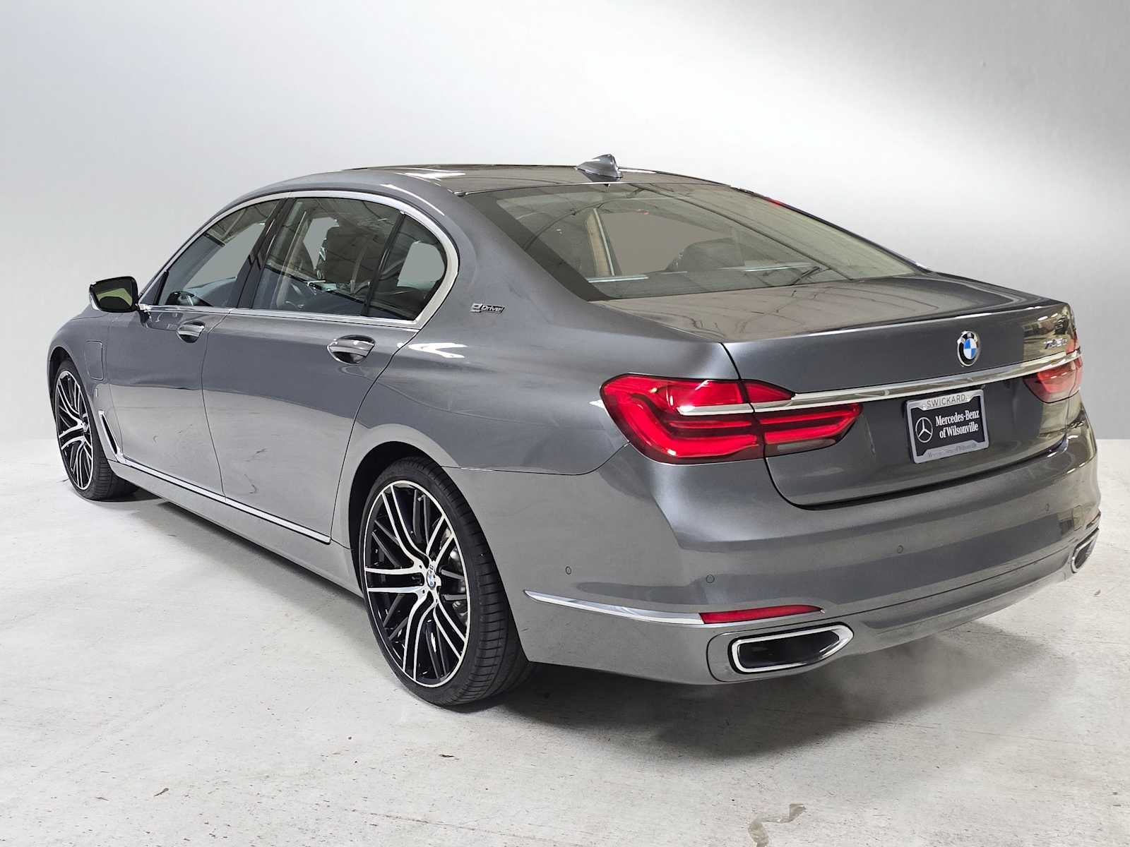 2018 BMW 7 Series 740e xDrive iPerformance
