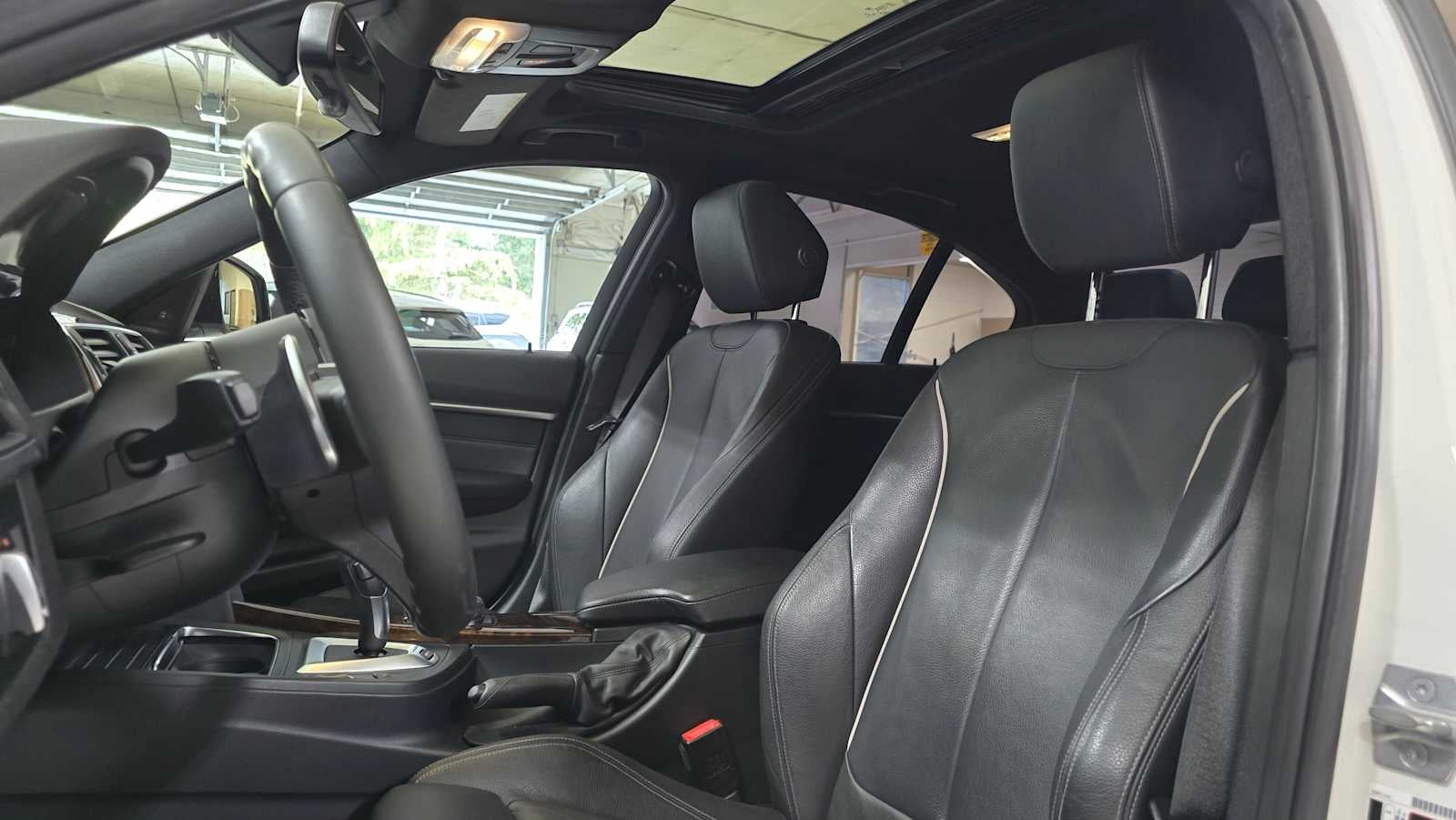 2017 BMW 330e iPerformance 330e iPerformance