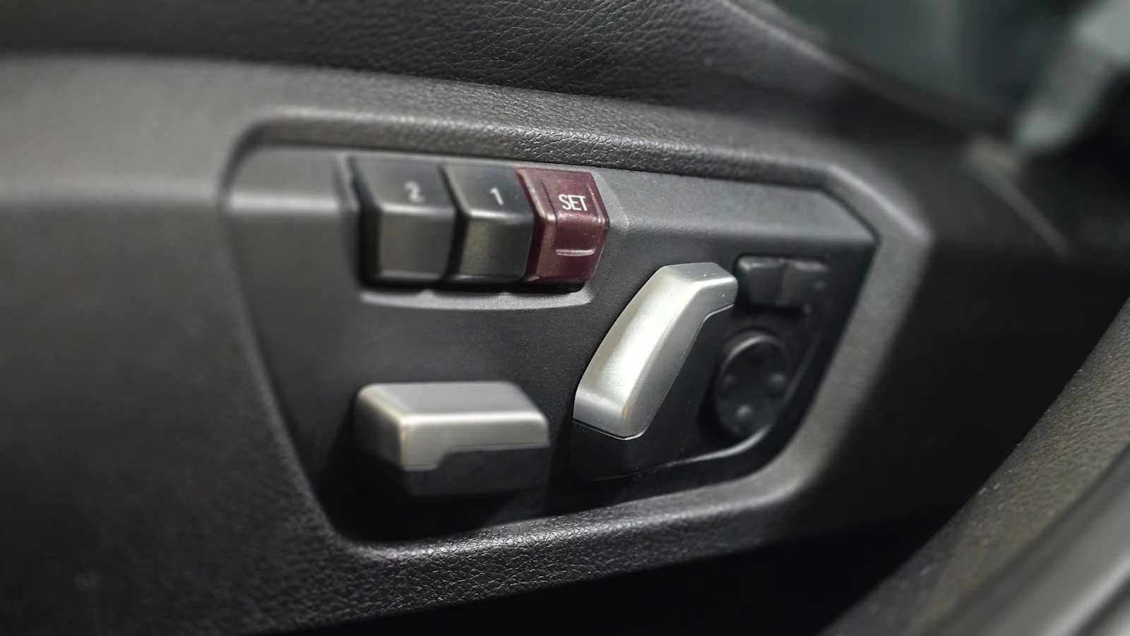 2017 BMW 330e iPerformance 330e iPerformance