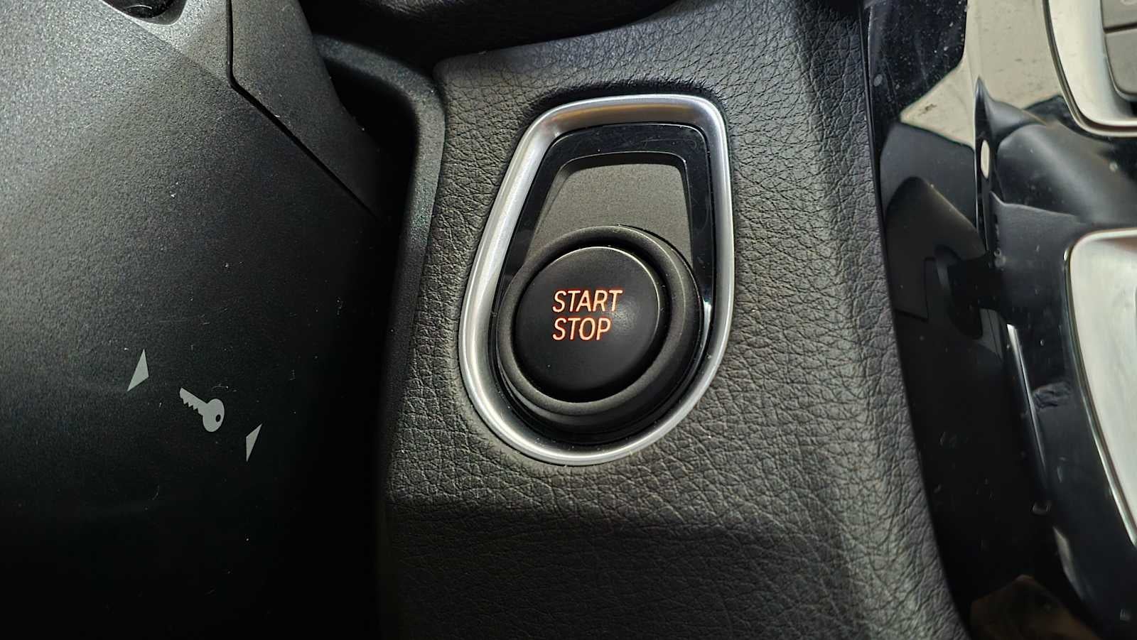 2017 BMW 330e iPerformance 330e iPerformance