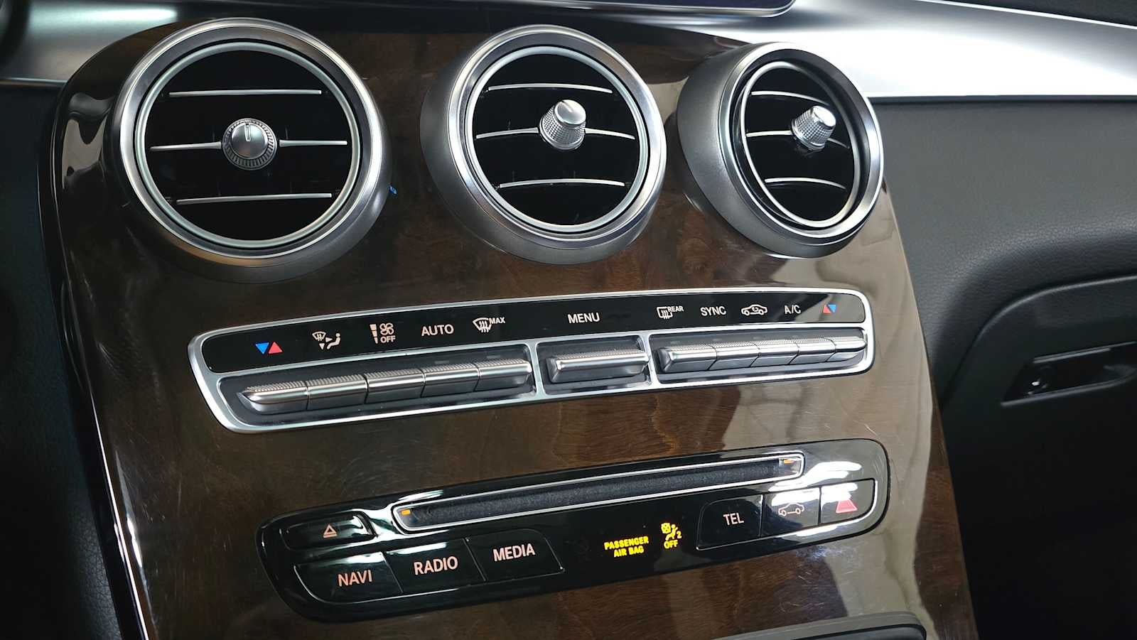 2016 Mercedes-Benz GLC 300 4MATIC® 4dr