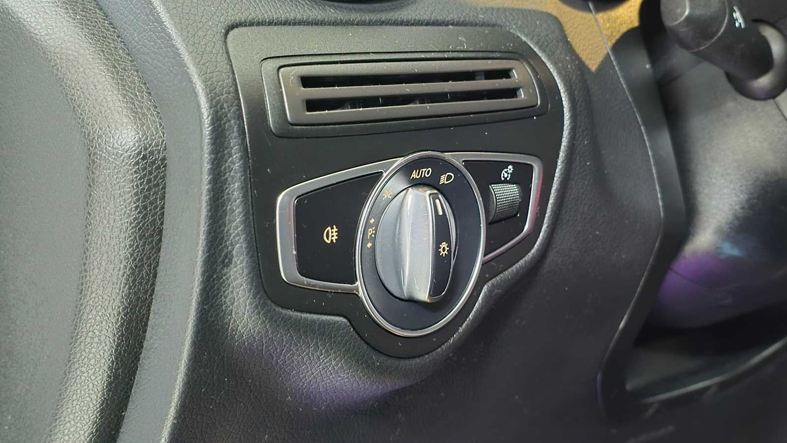 2020 Mercedes-Benz GLC GLC 300