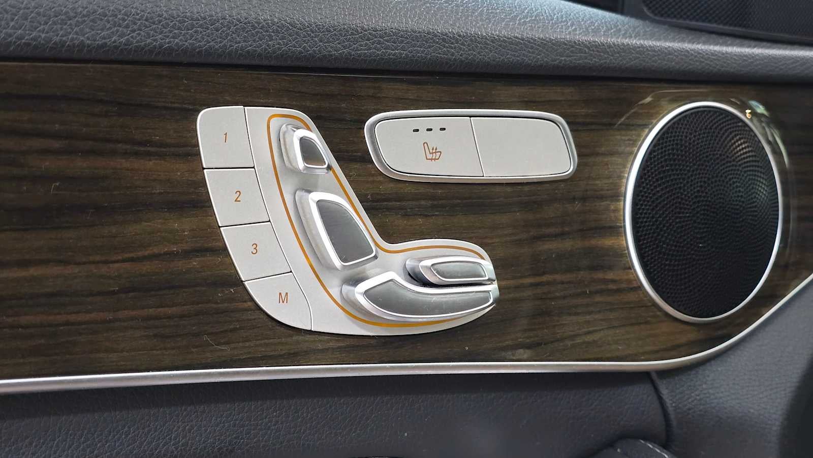 2020 Mercedes-Benz C 300 Sedan