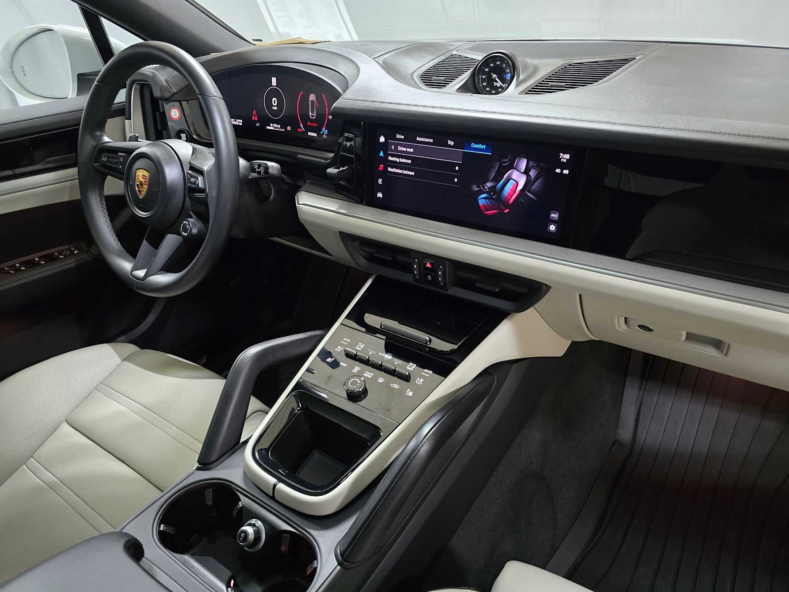 2024 Porsche Cayenne S