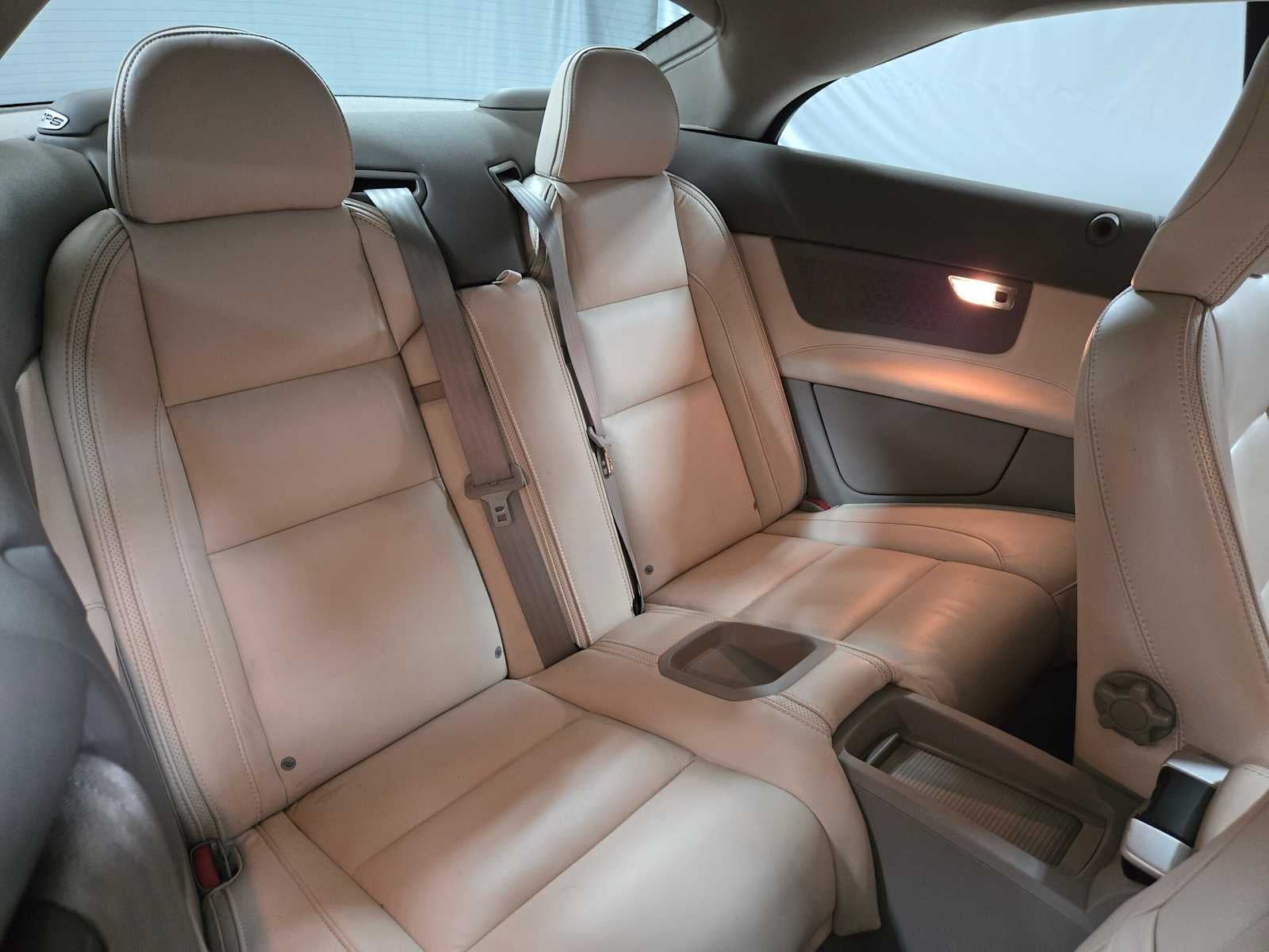 2012 Volvo C70 T5 Platinum