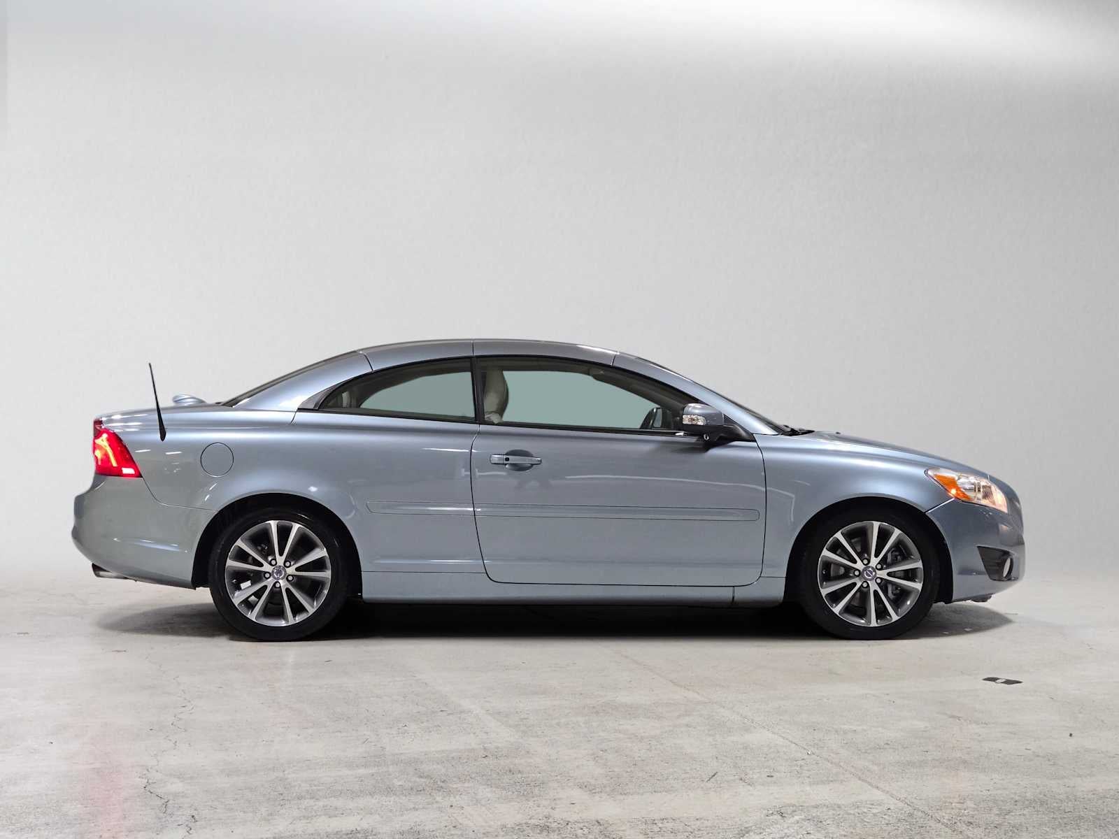 2012 Volvo C70 T5 Platinum