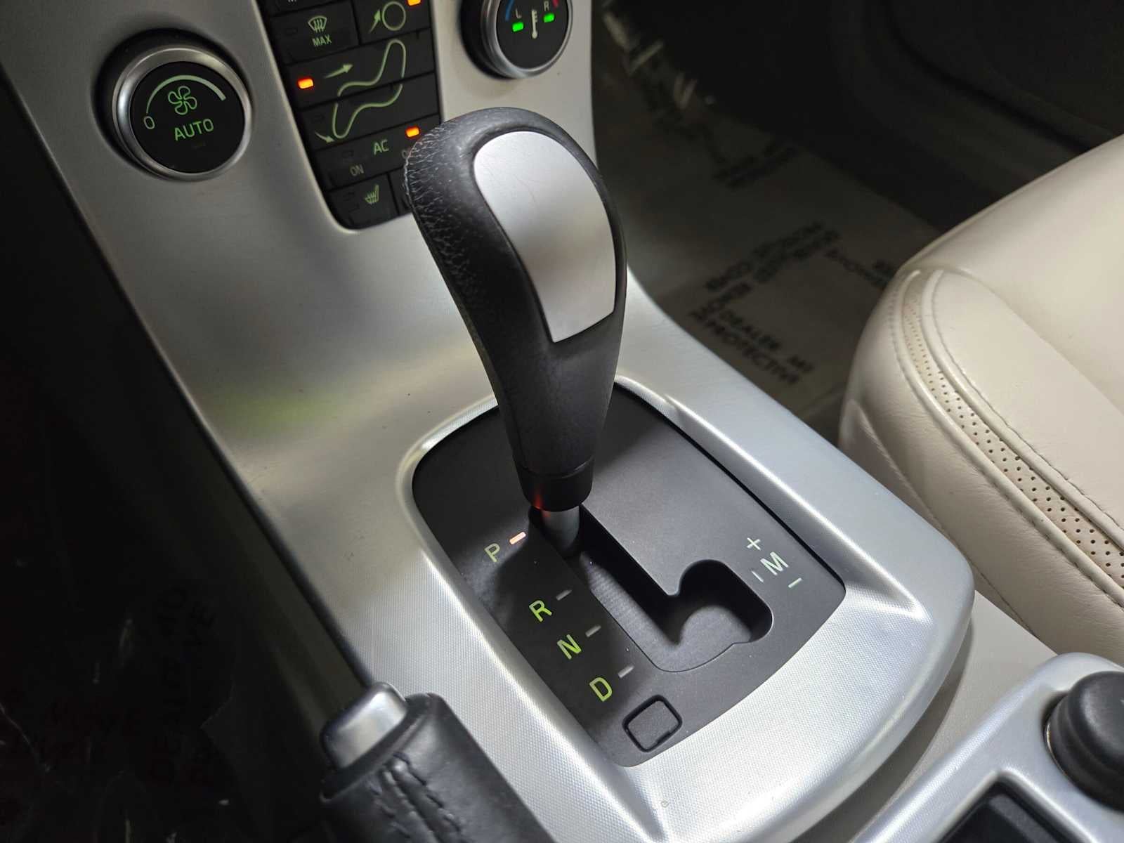 2012 Volvo C70 T5 Platinum