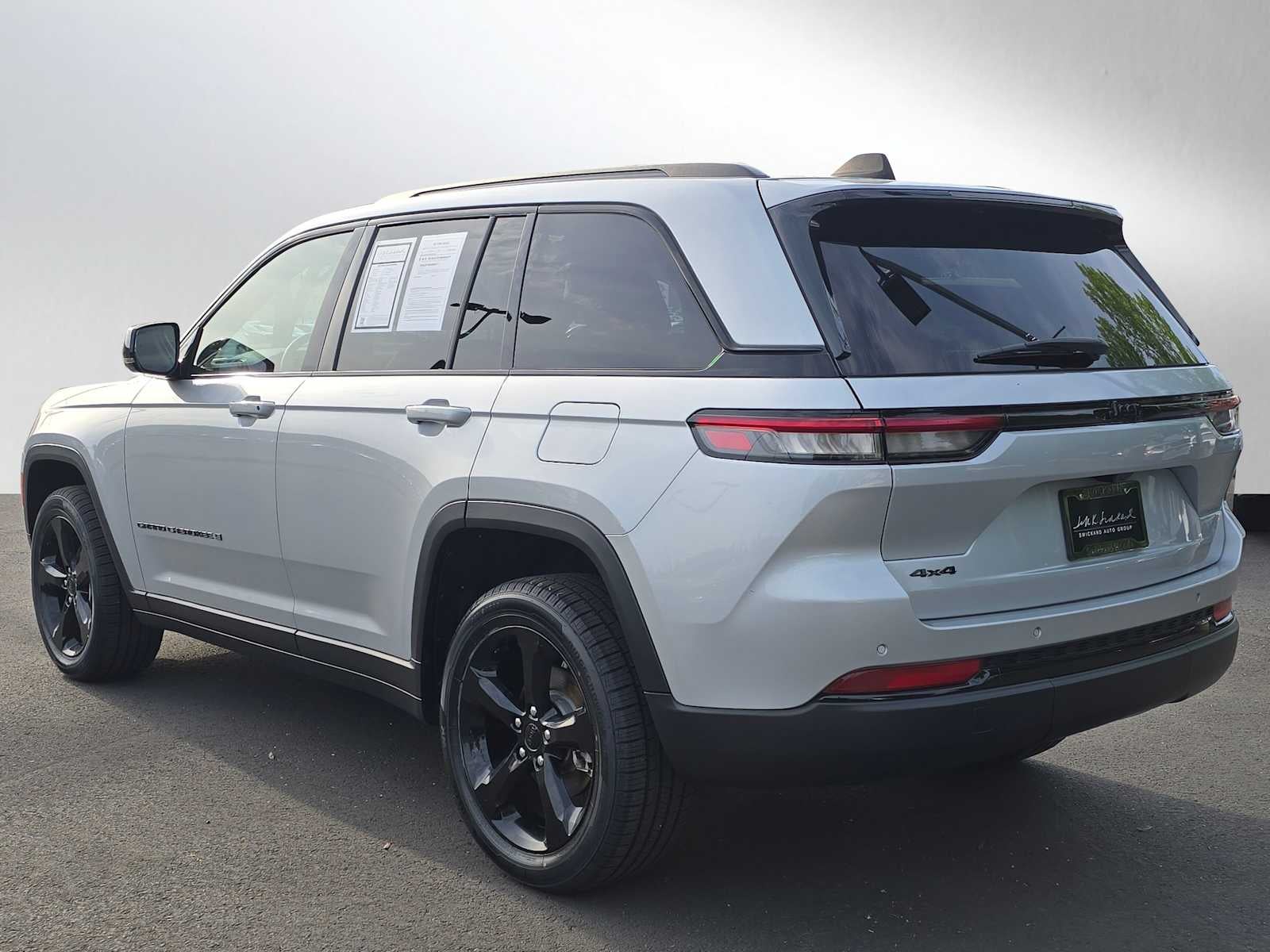 2023 Jeep Grand Cherokee Altitude