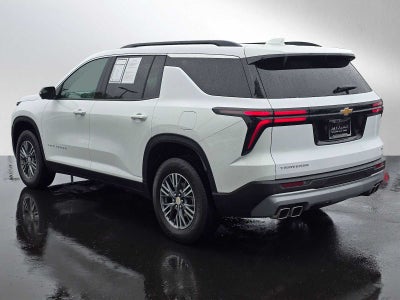 2024 Chevrolet Traverse FWD LT
