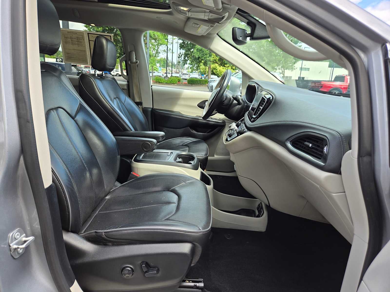 2020 Chrysler Pacifica Limited
