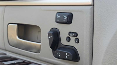 2010 Lincoln Town Car Signature Limited