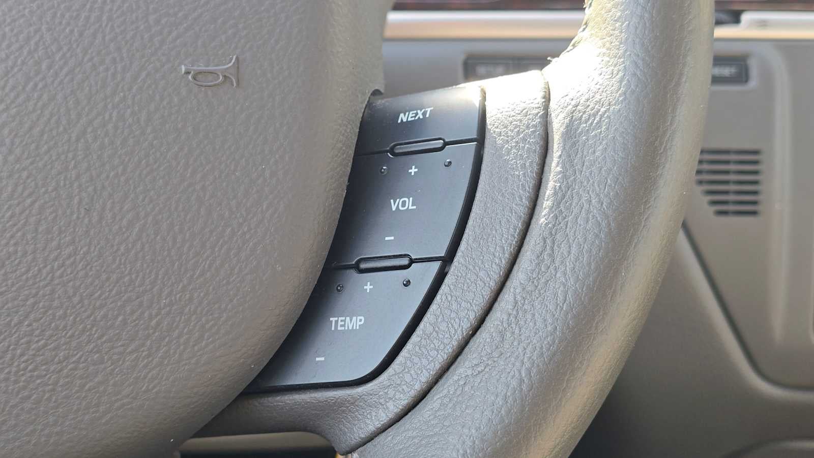 2010 Lincoln Town Car Signature Limited