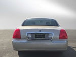 2010 Lincoln Town Car Signature Limited