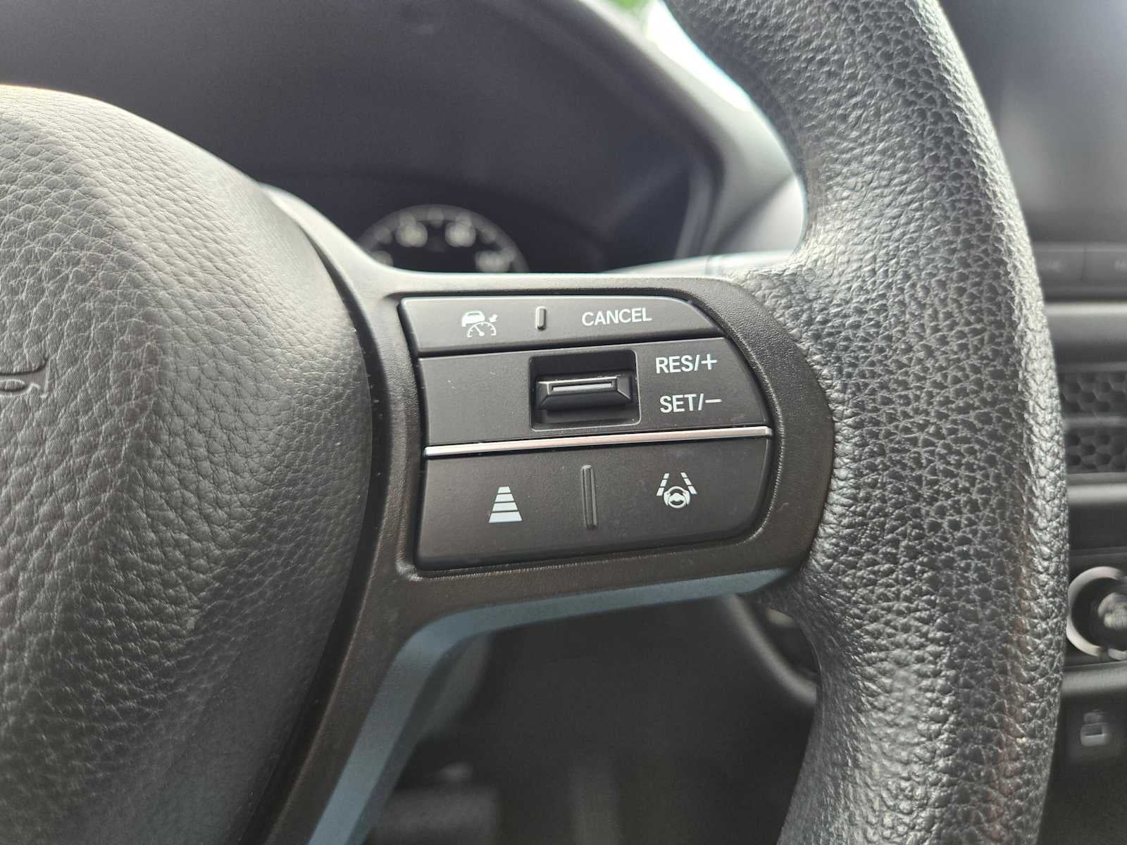 2023 Honda HR-V LX