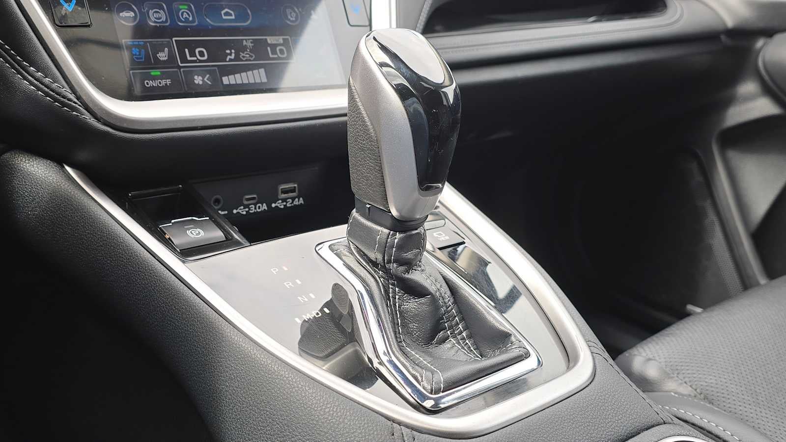2023 Subaru Outback Touring XT