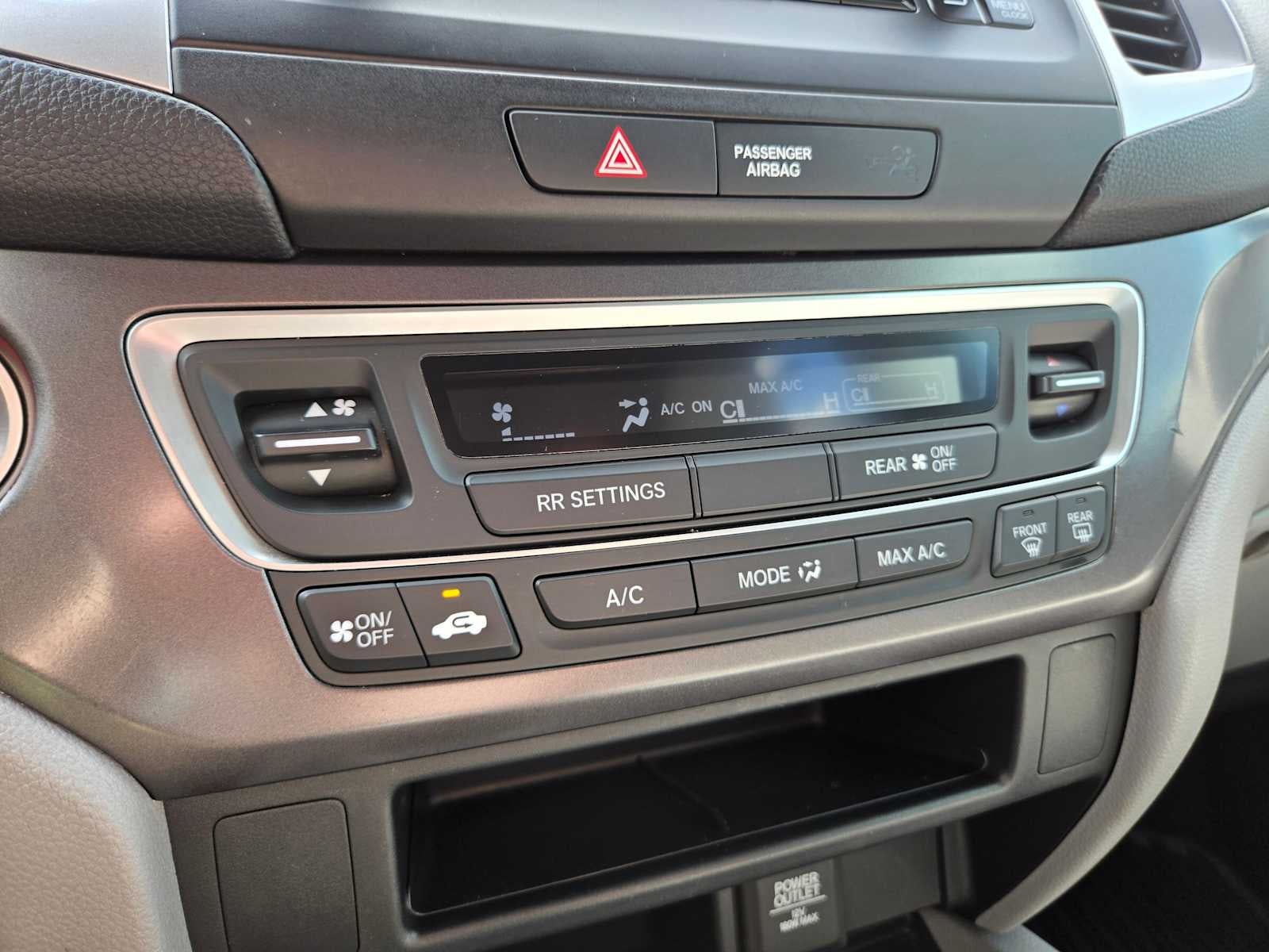 2016 Honda Pilot LX