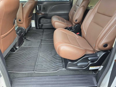 2019 Toyota Sienna Limited Premium