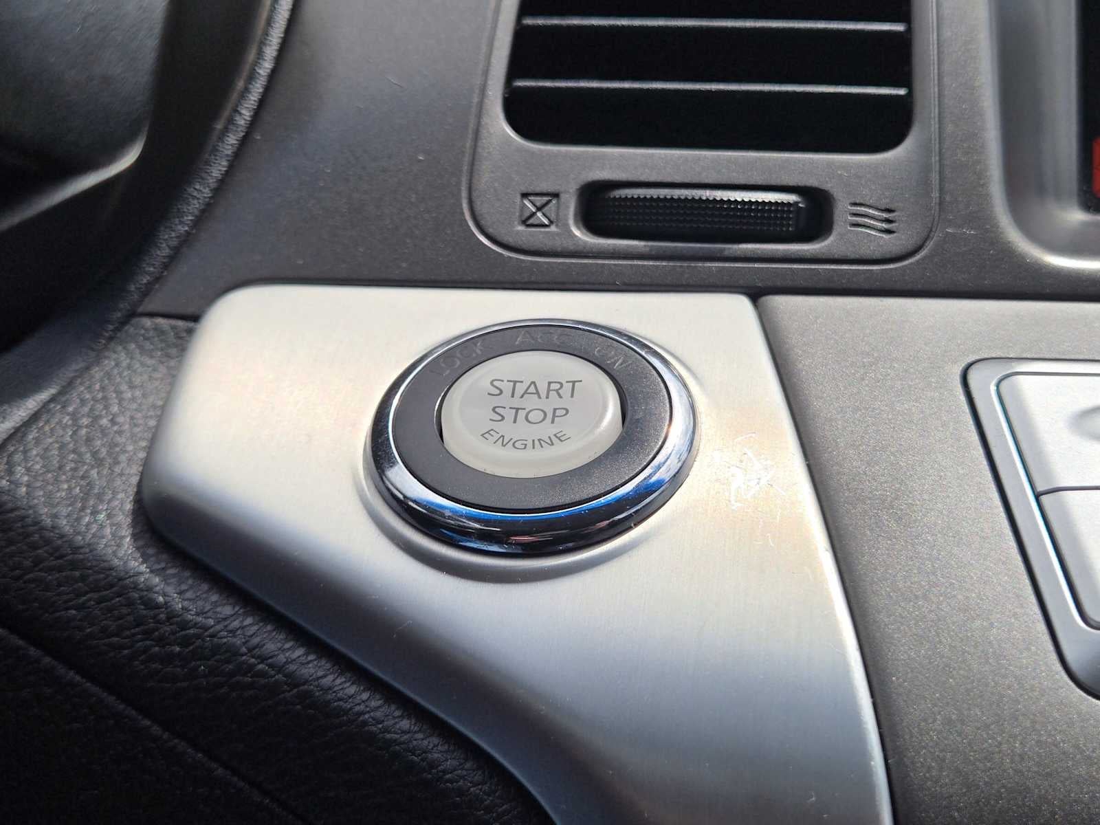 2014 Nissan Murano S