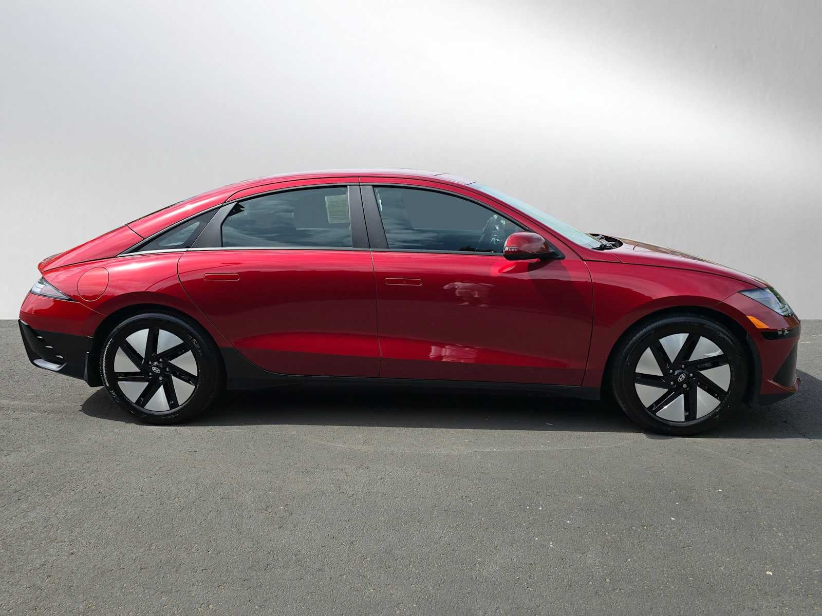 2024 Hyundai IONIQ 6 SE