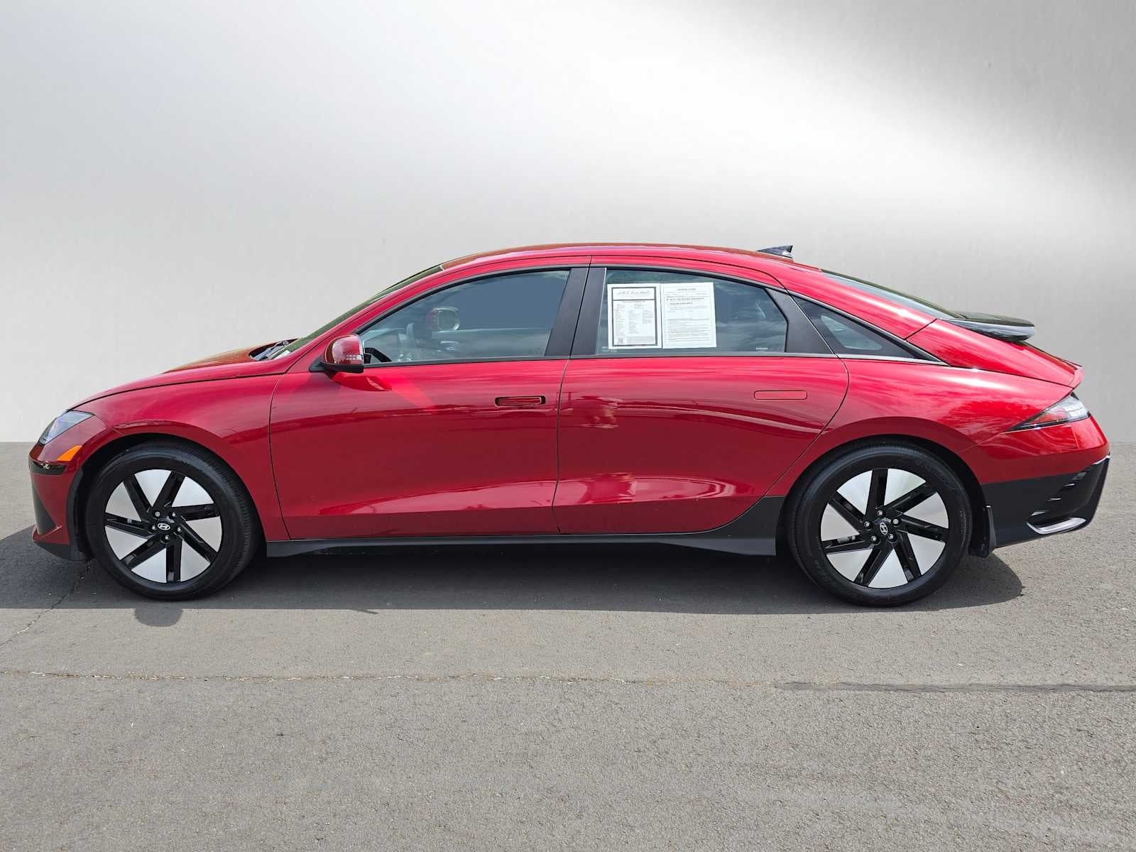 2024 Hyundai IONIQ 6 SE
