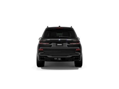 2027 BMW X7 M60i