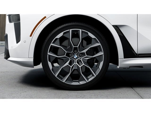 2027 BMW X7 M60i