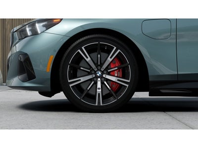 2026 BMW 550e 550e xDrive