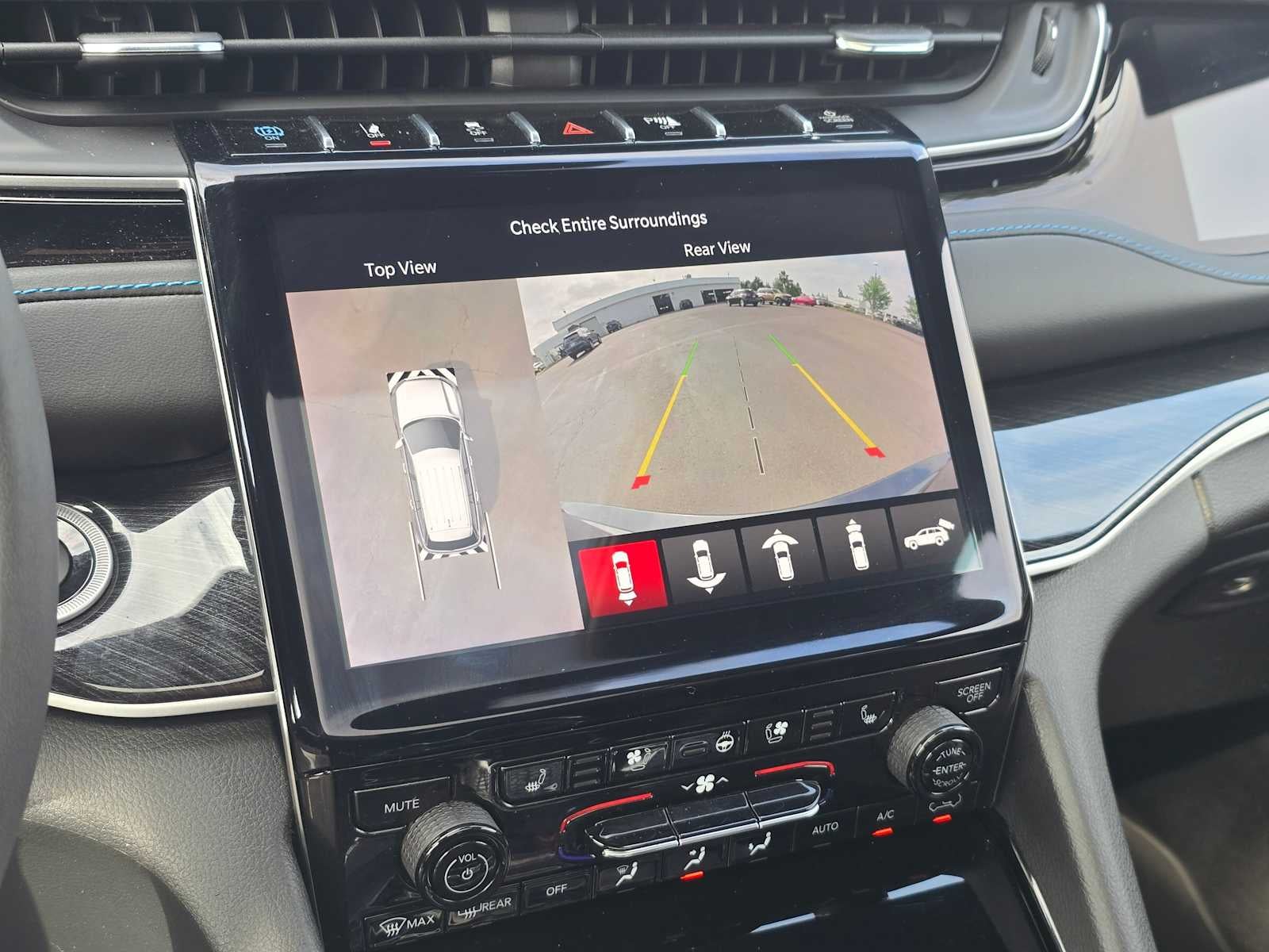 2023 Jeep Grand Cherokee 4xe Trailhawk