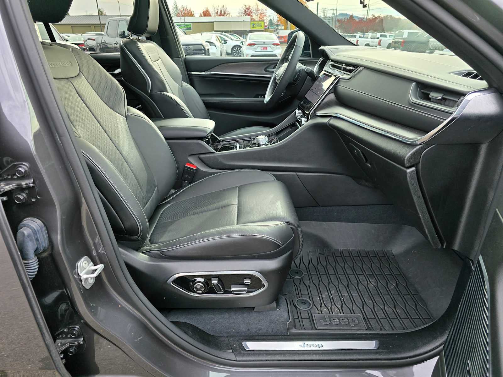 2023 Jeep Grand Cherokee 4xe Overland