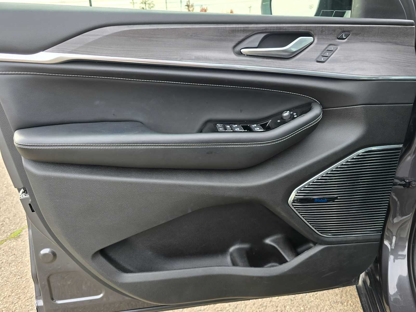 2023 Jeep Grand Cherokee 4xe Overland