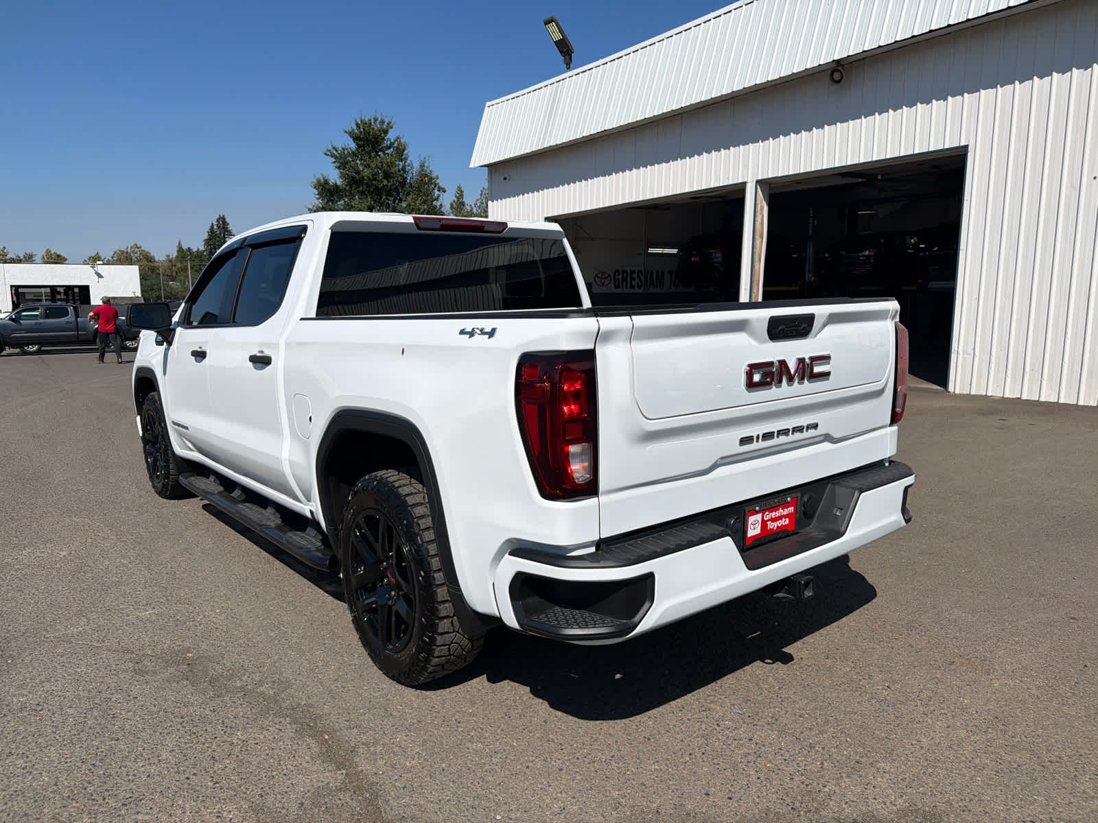 2024 GMC Sierra 1500 Pro