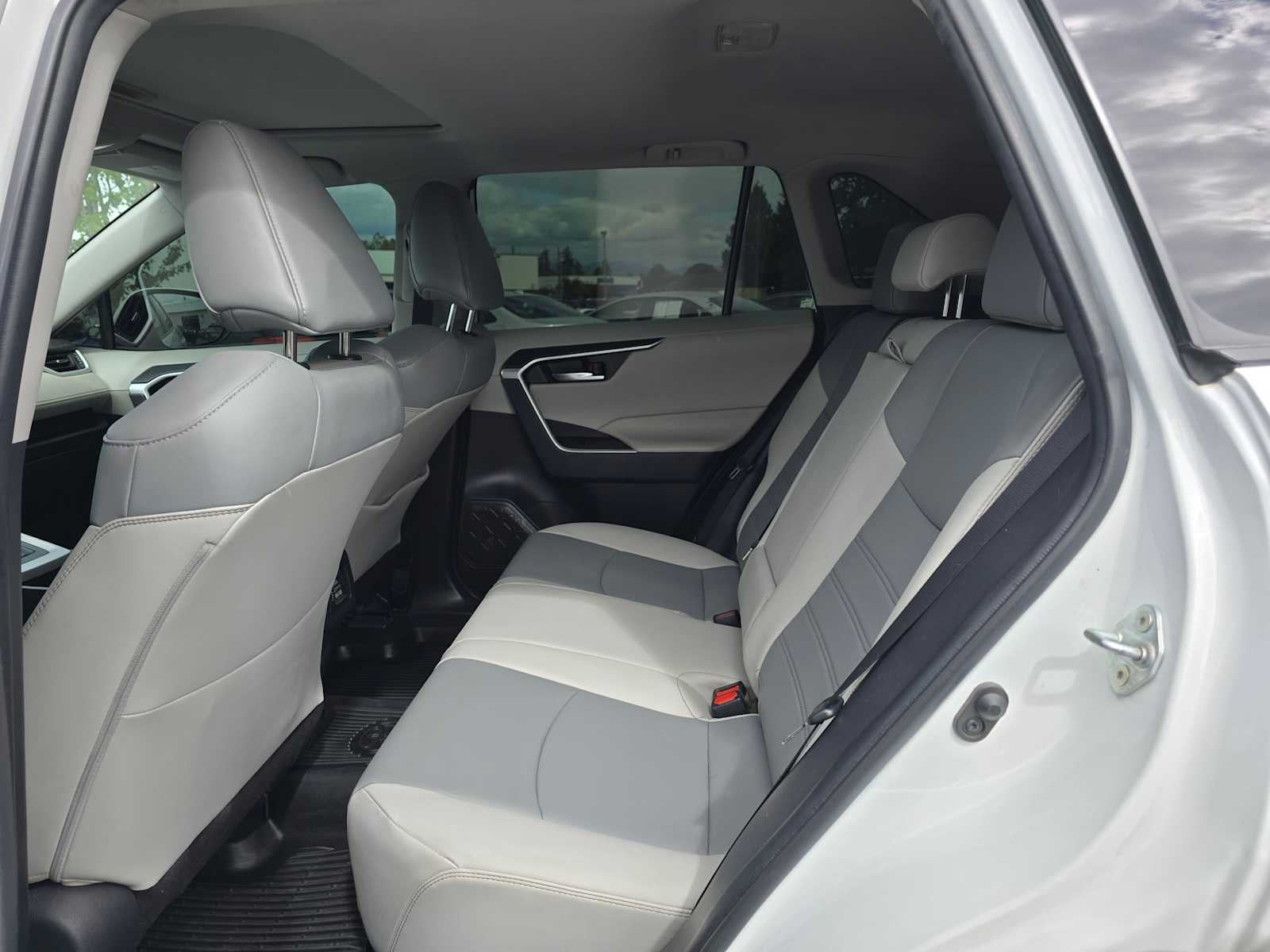 2019 Toyota RAV4 XLE Premium