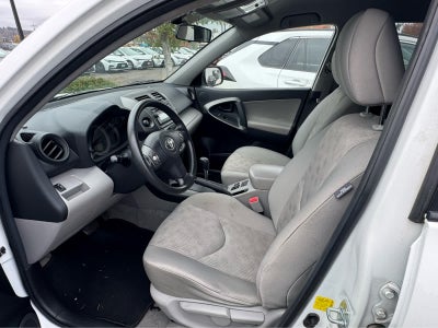 2012 Toyota RAV4 4WD 4dr I4 (Natl)