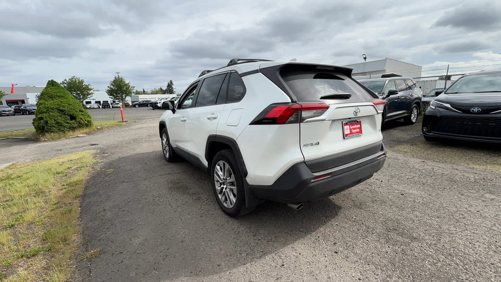 2024 Toyota RAV4 XLE Premium