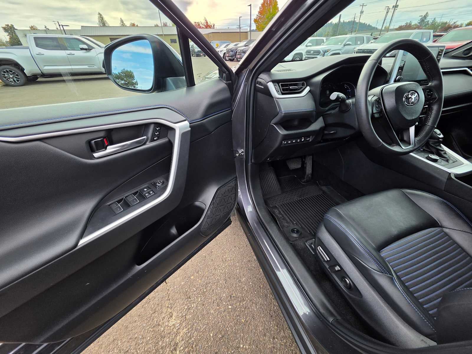 2022 Toyota RAV4 Hybrid XSE