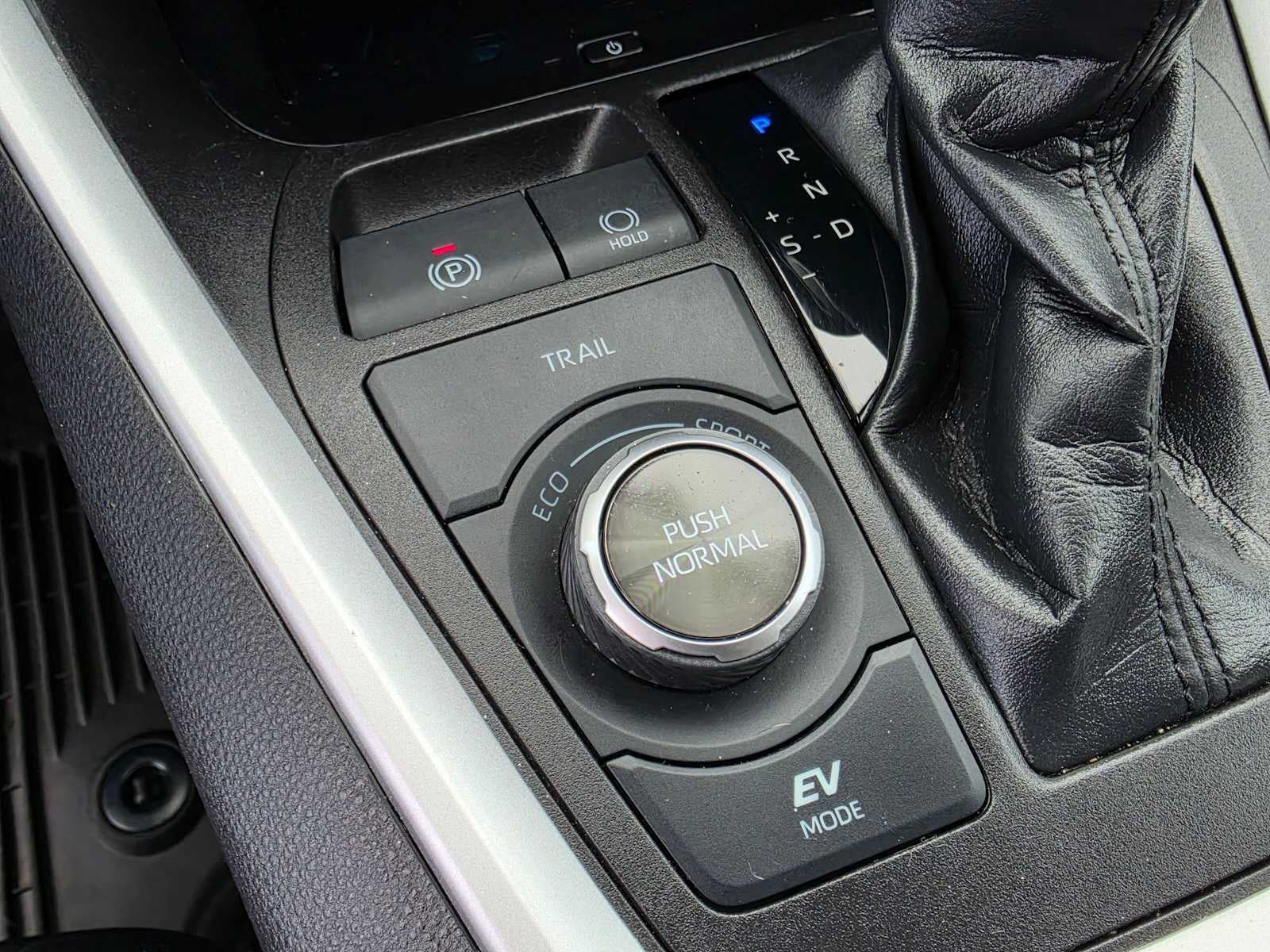 2022 Toyota RAV4 Hybrid XSE