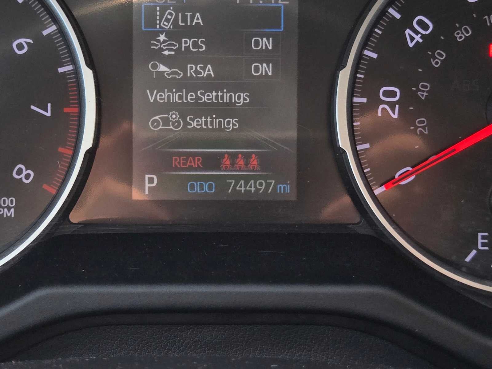 2021 Toyota RAV4 LE
