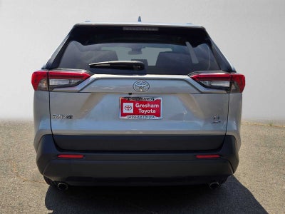 2021 Toyota RAV4 LE