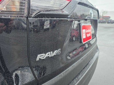 2025 Toyota RAV4 XLE