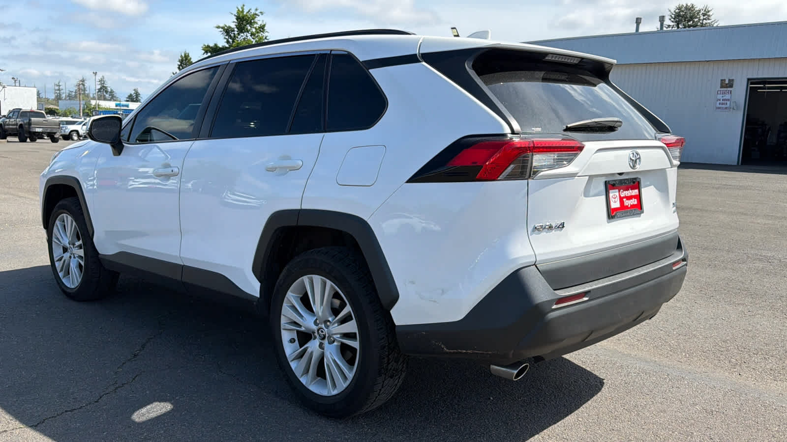 2021 Toyota RAV4 XLE