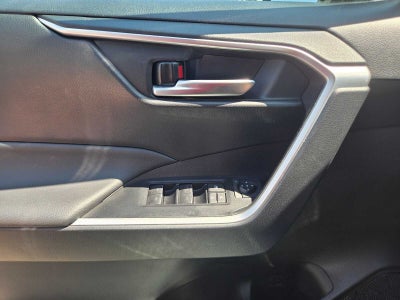 2025 Toyota RAV4 Hybrid SE