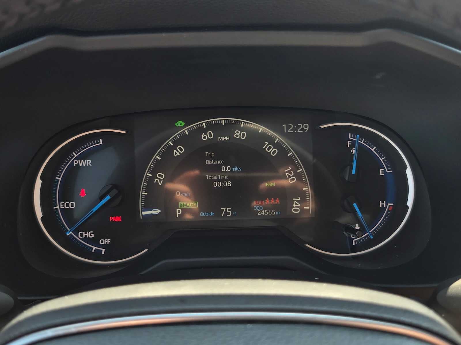 2025 Toyota RAV4 Hybrid SE