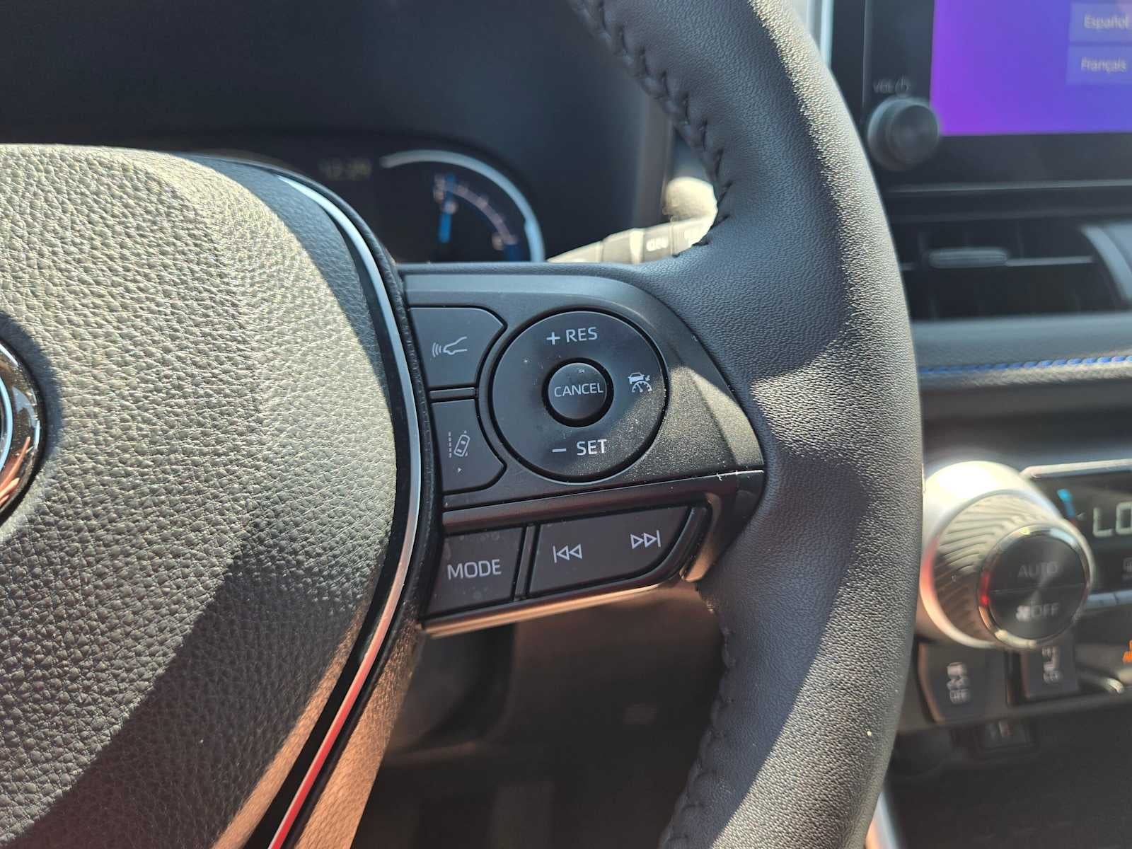 2025 Toyota RAV4 Hybrid SE