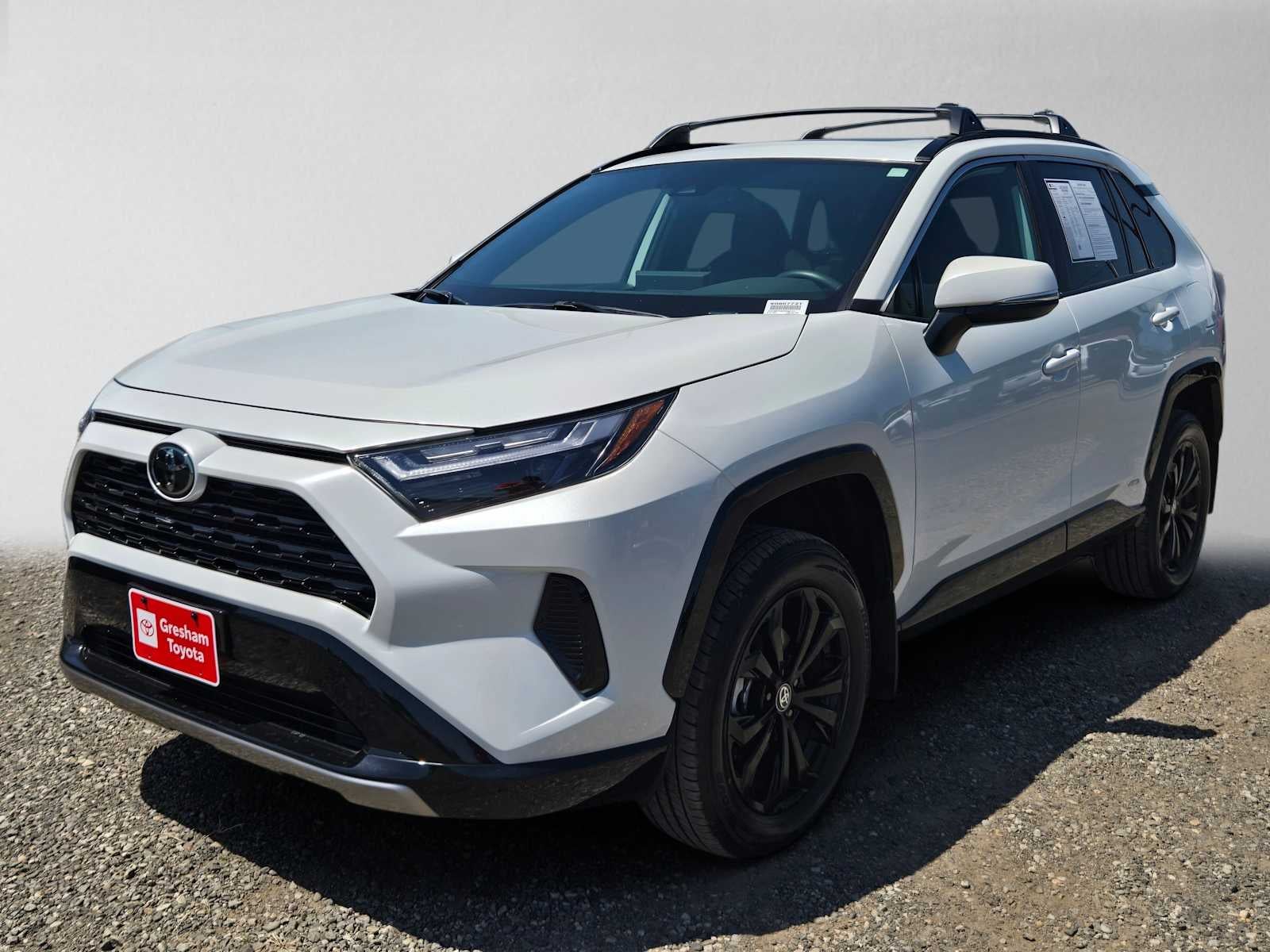 2025 Toyota RAV4 Hybrid SE