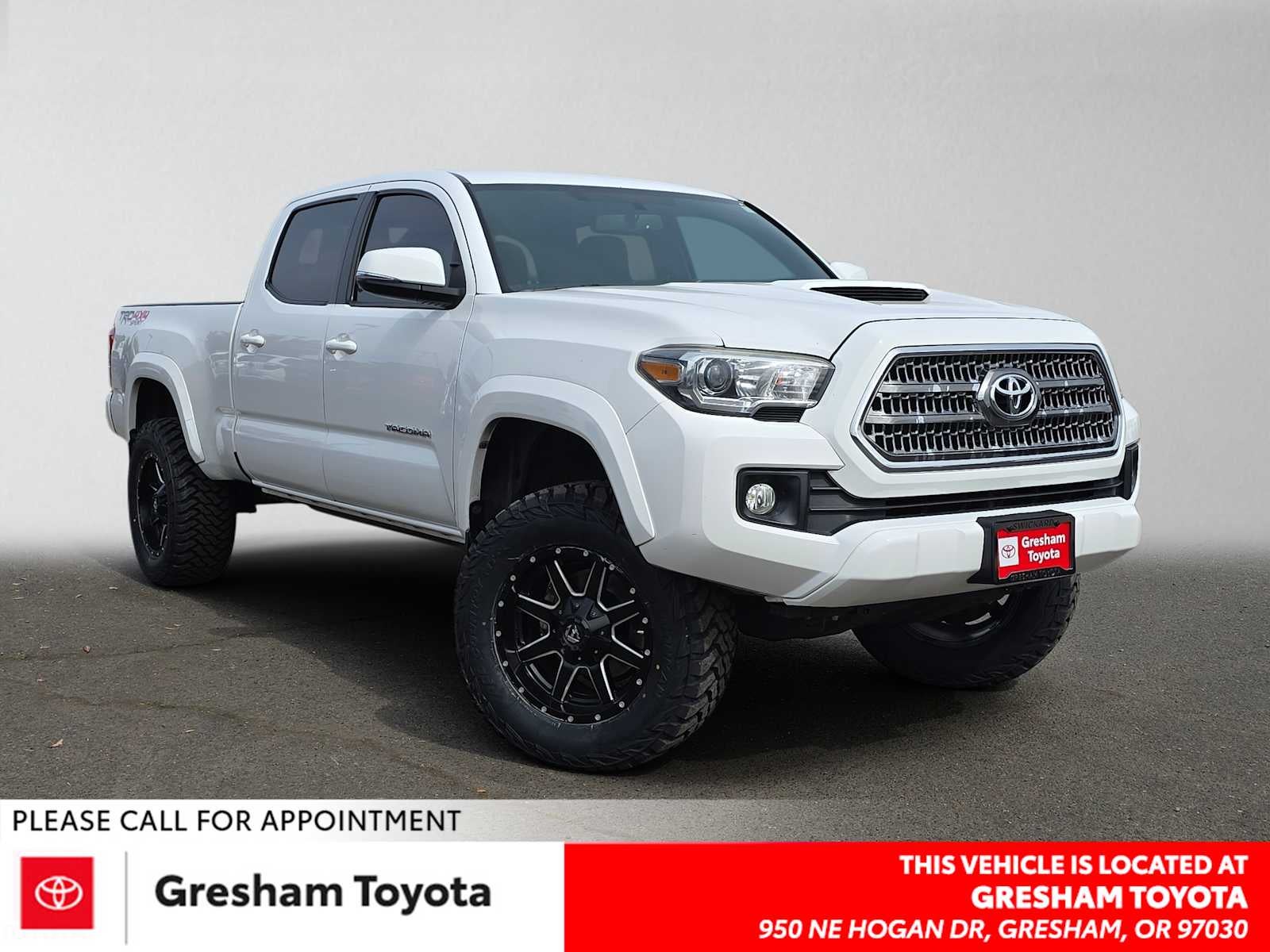 2017 Toyota Tacoma TRD Sport