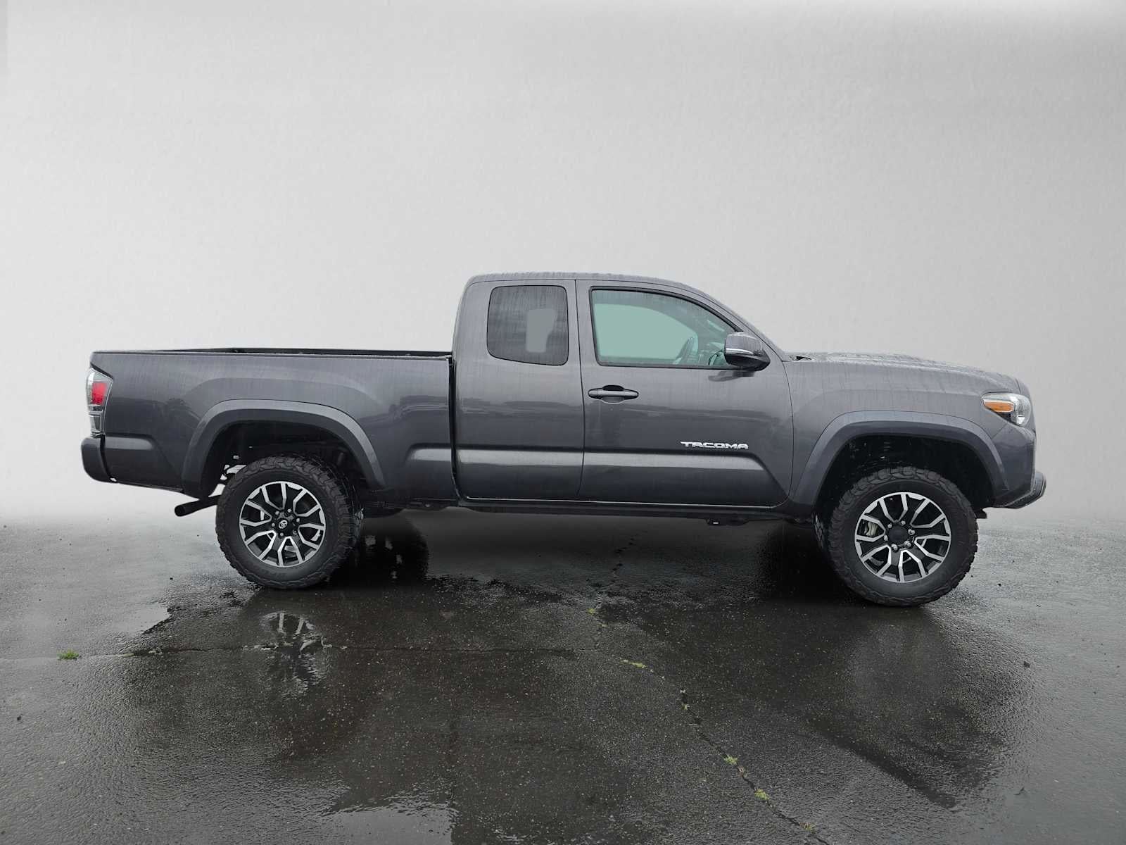 2020 Toyota Tacoma TRD Sport