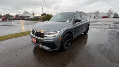 2023 Volkswagen Tiguan SE R-Line Black