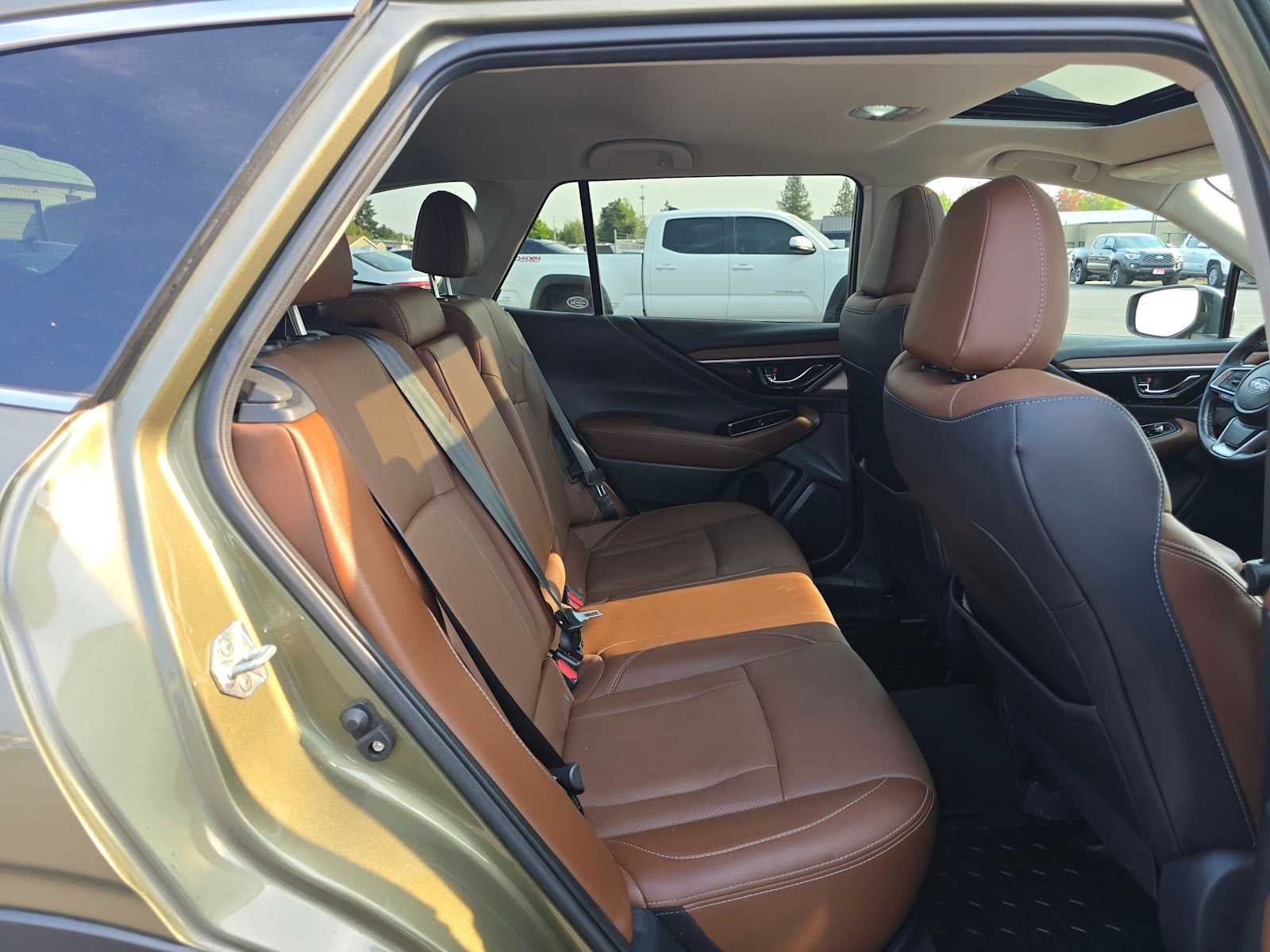 2022 Subaru Outback Touring
