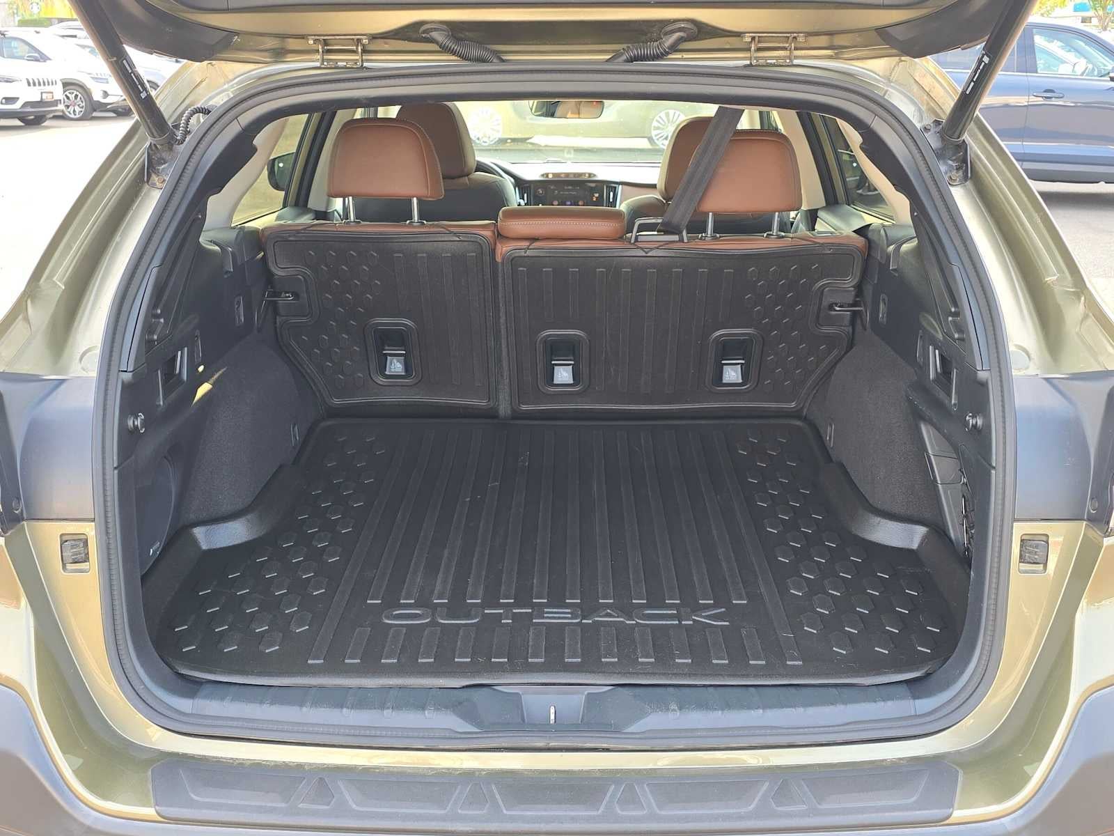 2022 Subaru Outback Touring