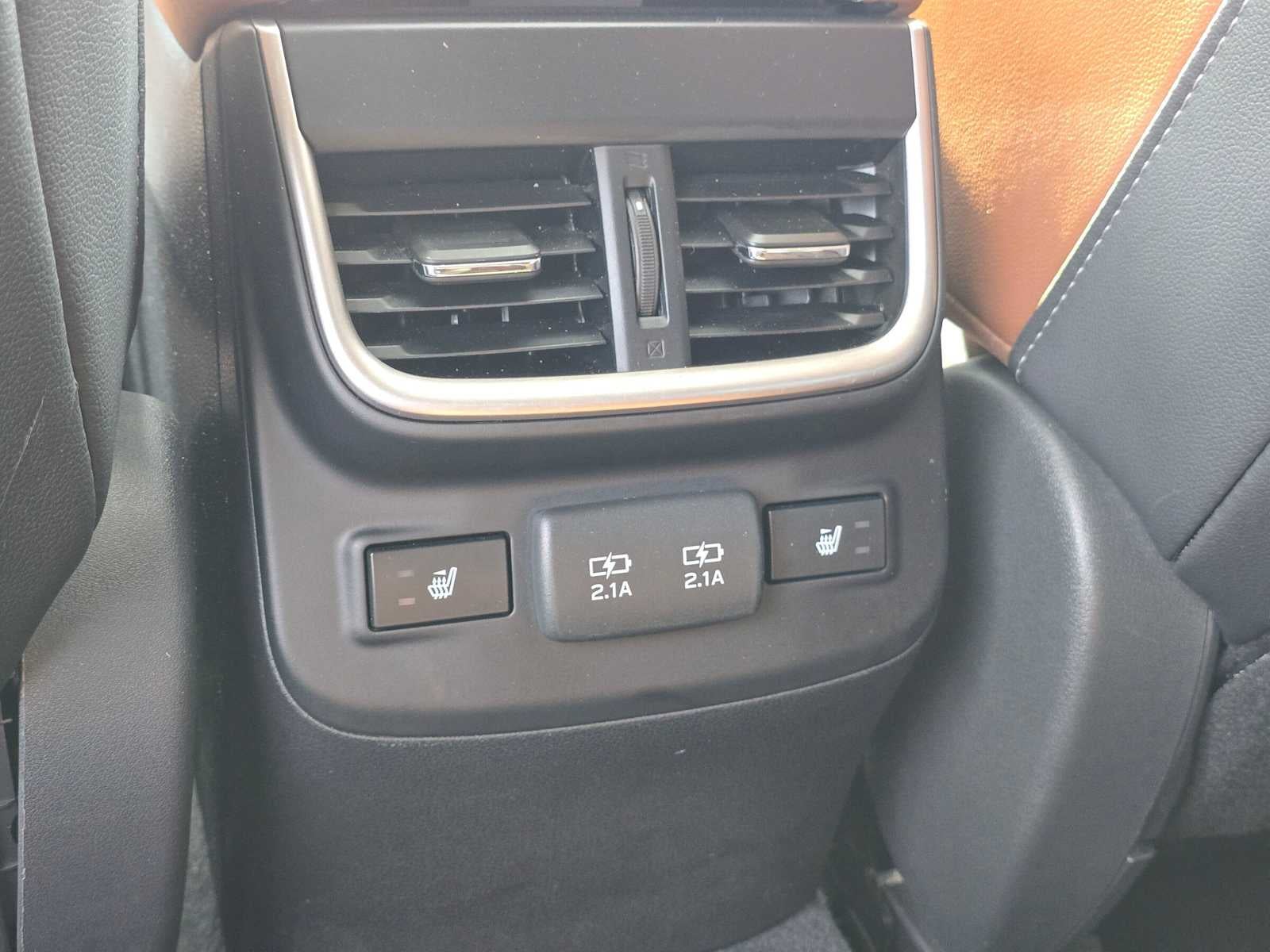2022 Subaru Outback Touring